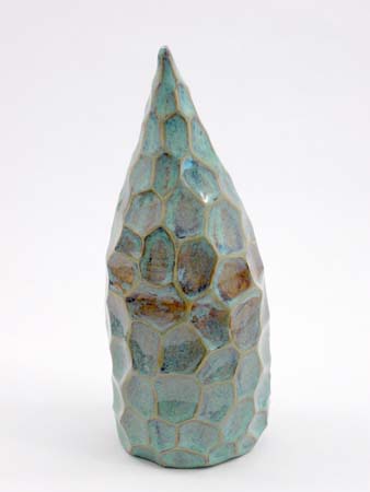 engobe_faceted_cone