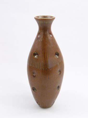 iron_marble_press_bottle